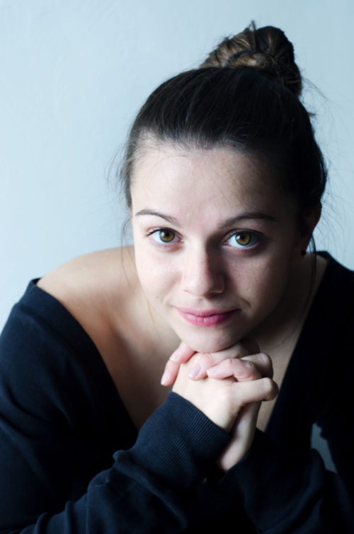 laura-bourguignon-book-c01